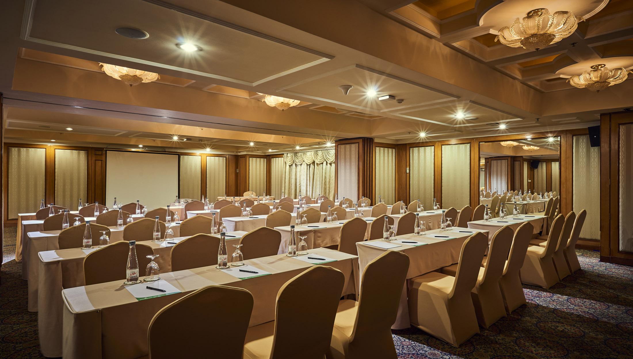 舍伍德公寓式酒店 胡志明市 外观 照片 The Royal Meeting Room