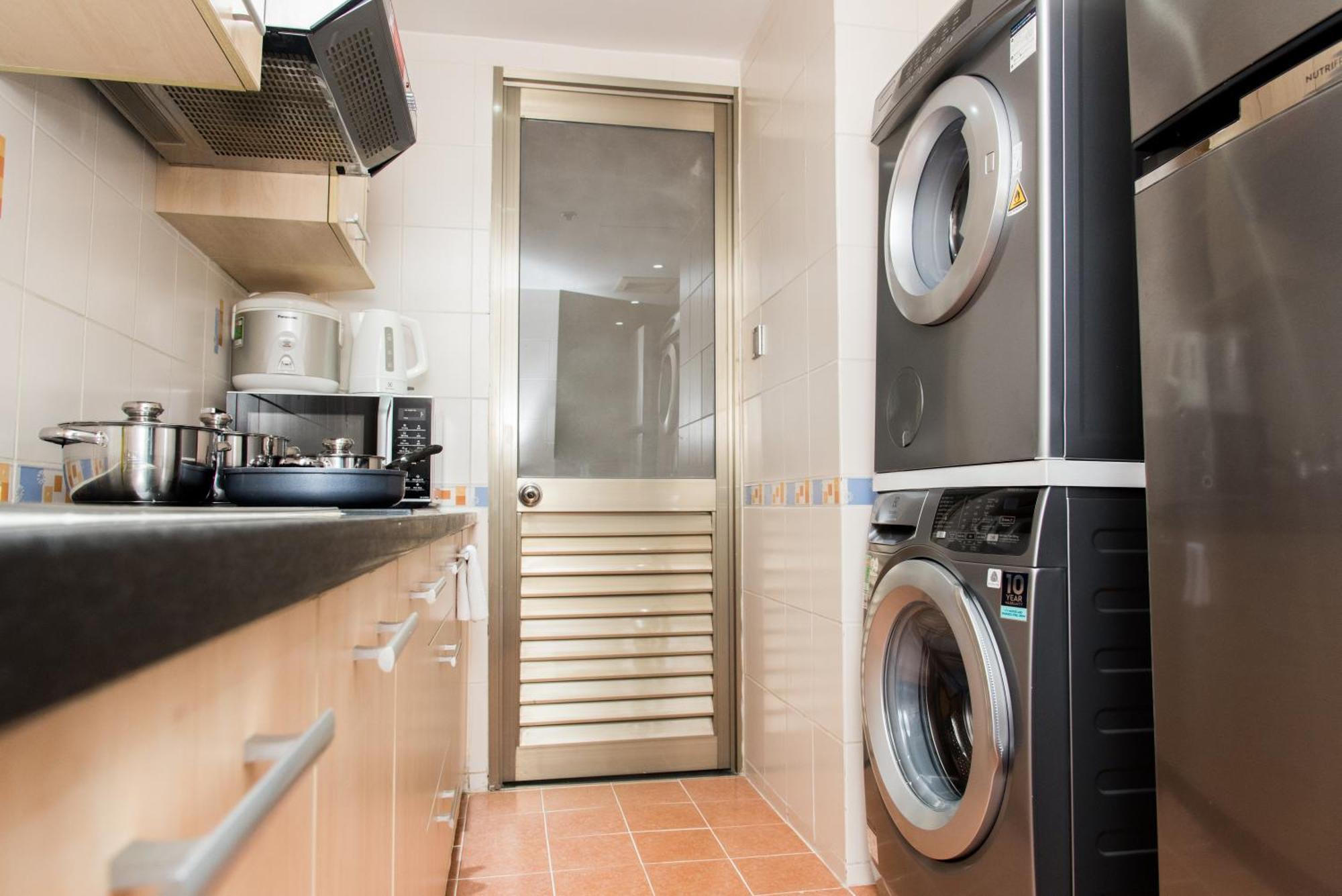 舍伍德公寓式酒店 胡志明市 外观 照片 A laundry room